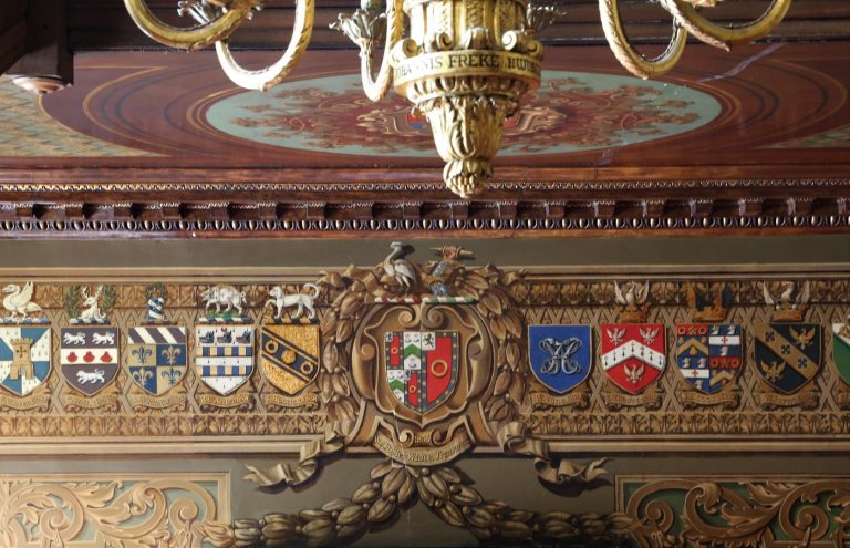 Crests on the frieze in the Hogarth Stair