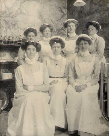 Barts Hospital Archive ref SBHX8/77 Group of nurses in Martha Theatre 1905-1908